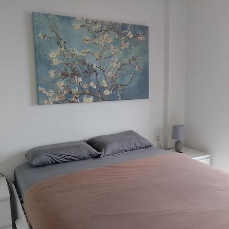 Climbers' Nest 'With Sea And Rock Views And Private Pool' Apartment Kamari  Exterior photo