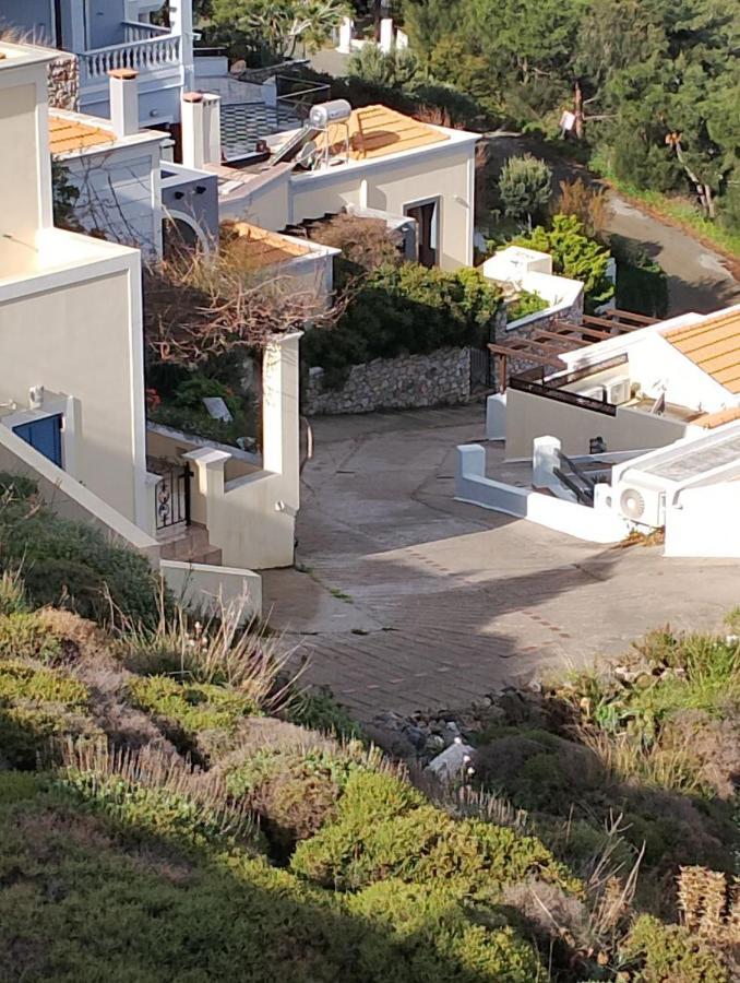Climbers' Nest 'With Sea And Rock Views And Private Pool' Apartment Kamari  Exterior photo