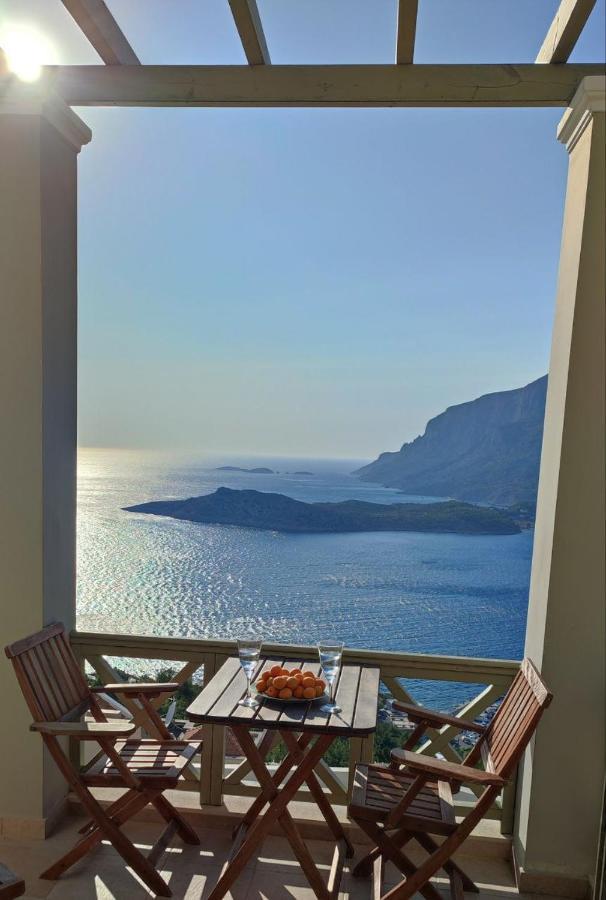 Climbers' Nest 'With Sea And Rock Views And Private Pool' Apartment Kamari  Exterior photo